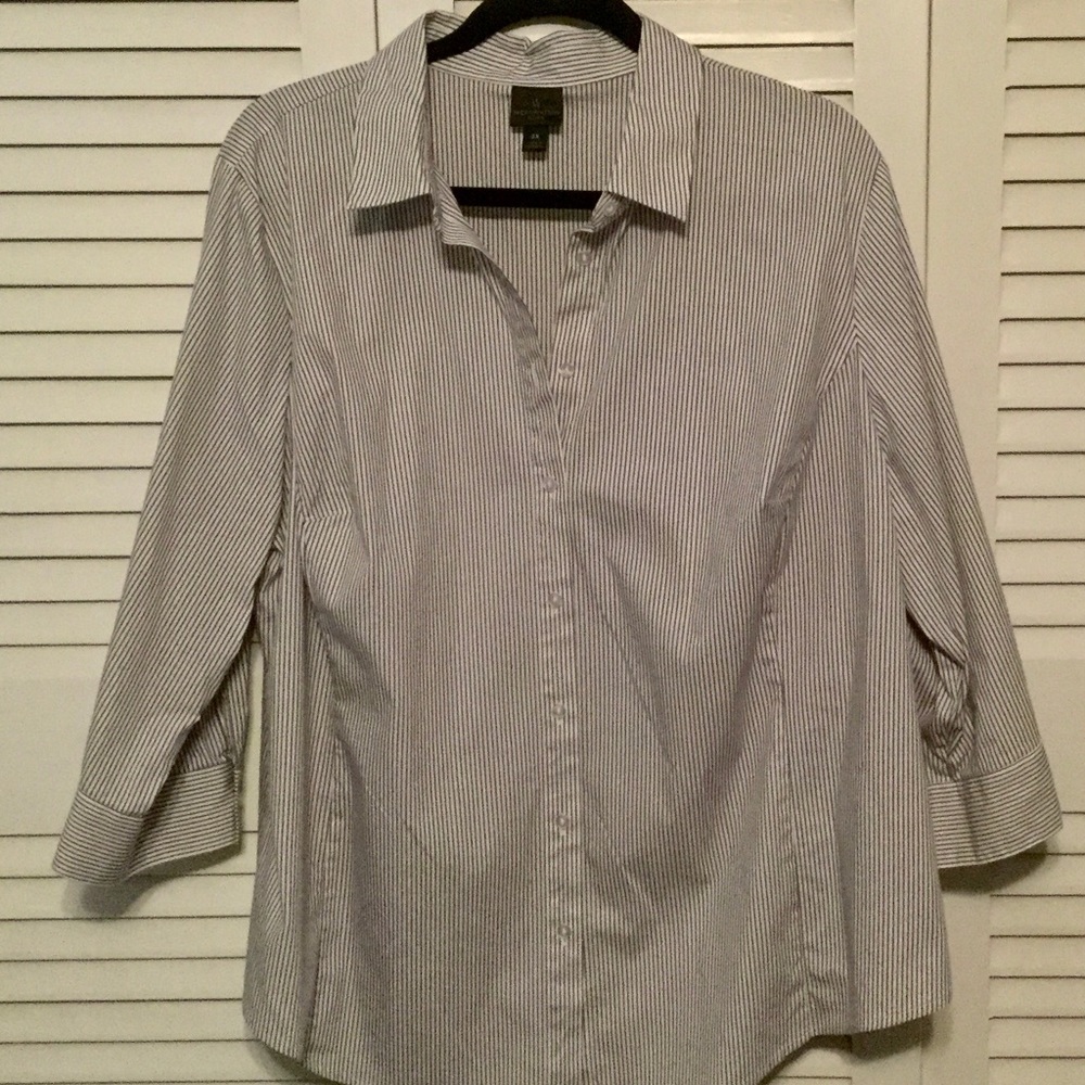 Cute pinstriped top